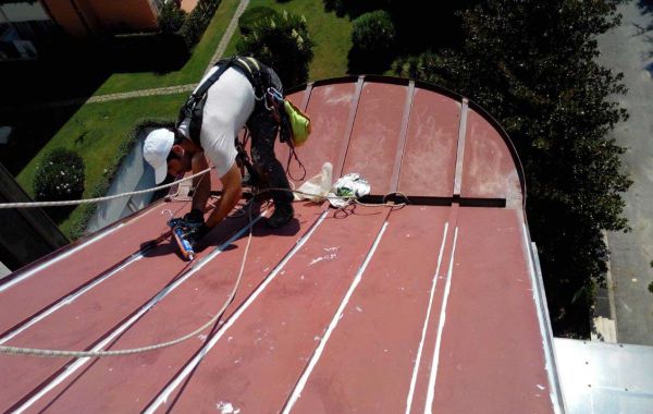 impermeabilizzazione canali-di-gronda-tettoie-e-coperture-ediliziasufune-11