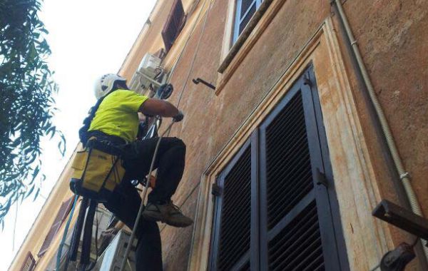 installazione-manutenzione-condizionatori-ediliziasufune-01